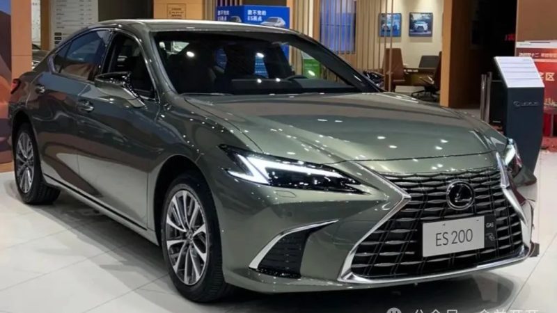 New Special Edition of Lexus ES Launched!