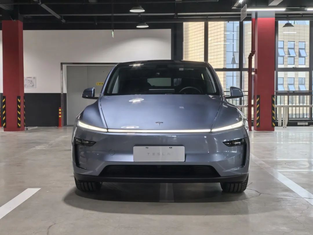 Tesla Model Y New Taillights