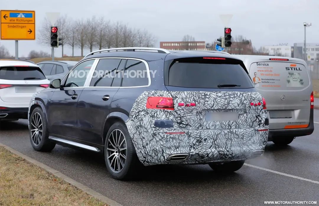 A Detailed Look at the New Mercedes-Benz GLS