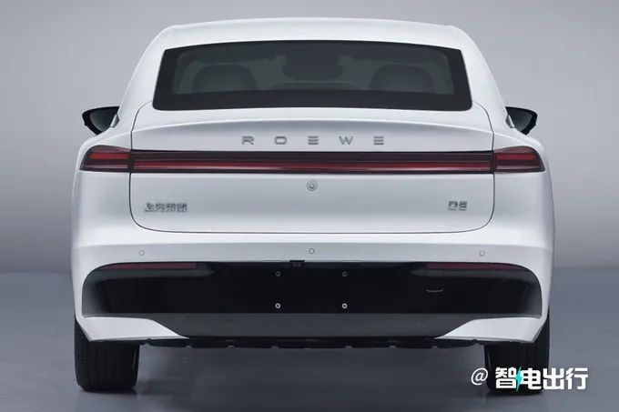 SAIC Roewe D6 Specs