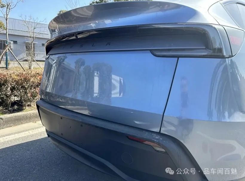 The All-New Tesla Model Y Unveiled: Exciting Upgrades Inside and Out, Garnering Nearly 60,000 Orders in Just One Week