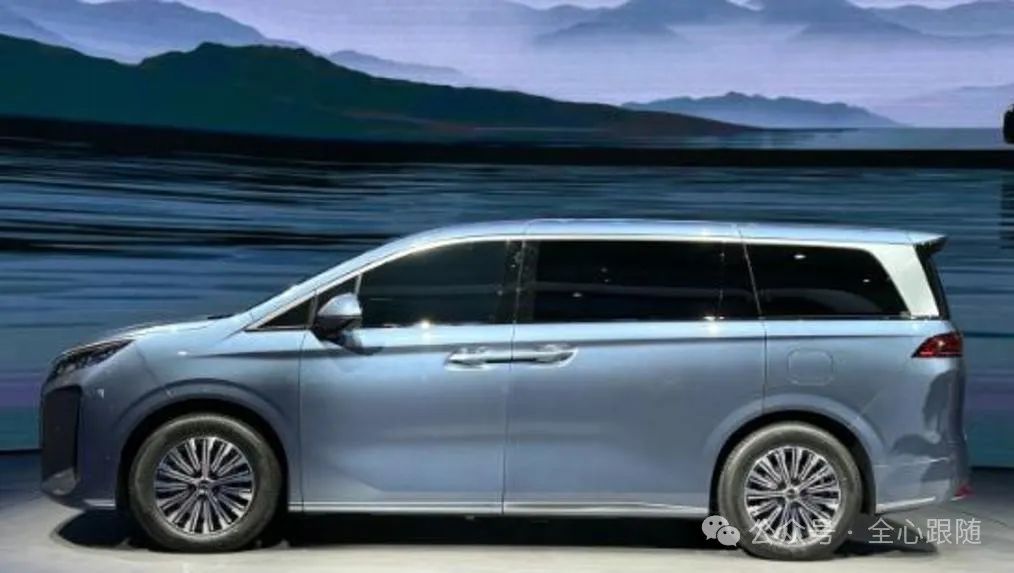 Driving performance of BYD MPV