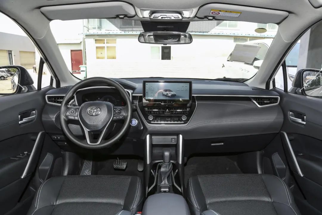 Toyota Compact SUV 7