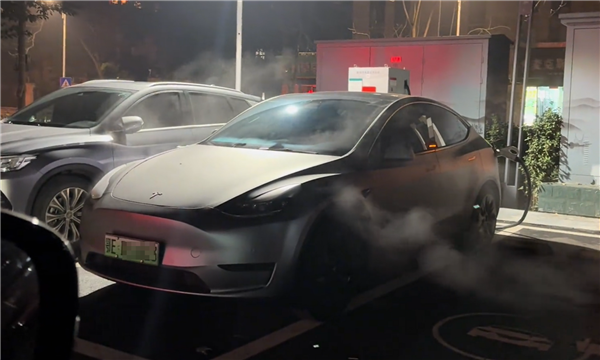 Tesla Model Y Charging