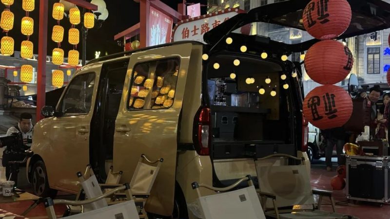 Priced Over 40,000, Wuling’s New Creation is a Hit among the People