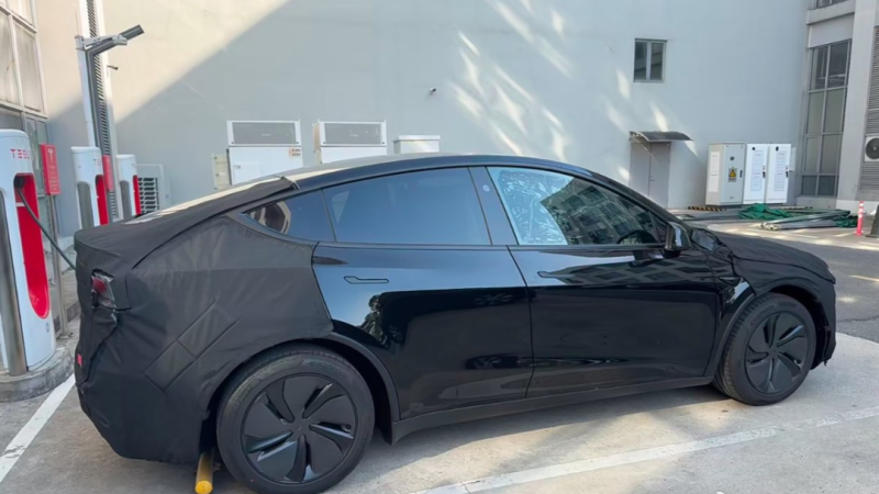 New Black Paint Option for Model Y Makes Its Debut: A Possible Return?