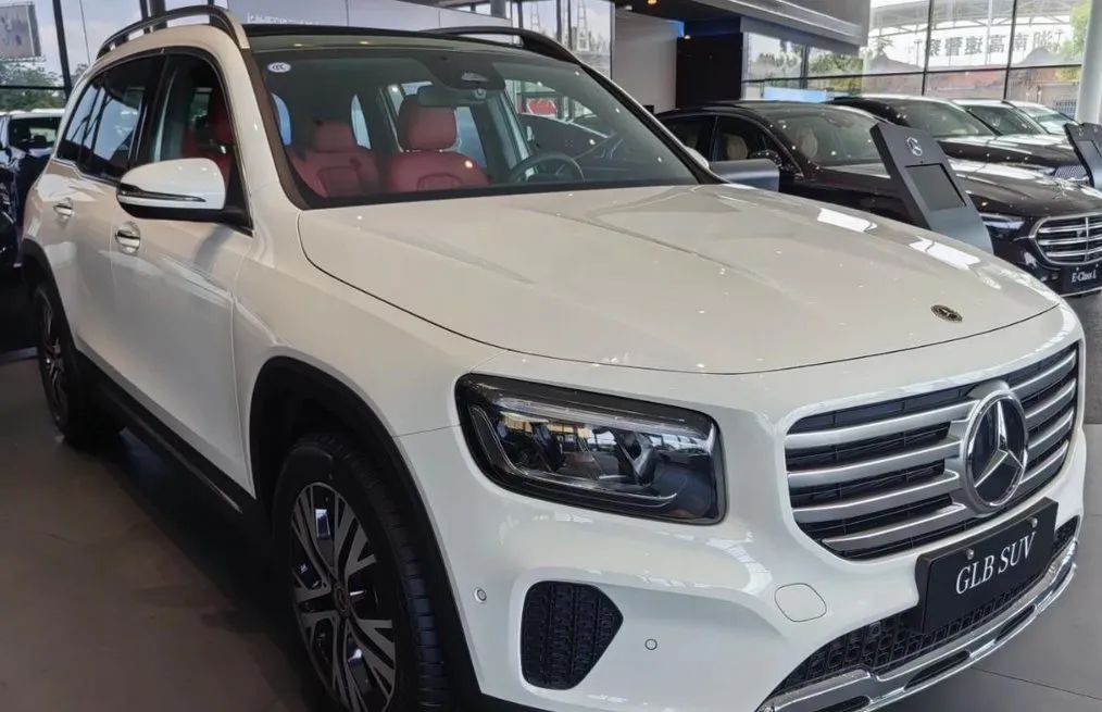 Mercedes-Benz GLB Interior