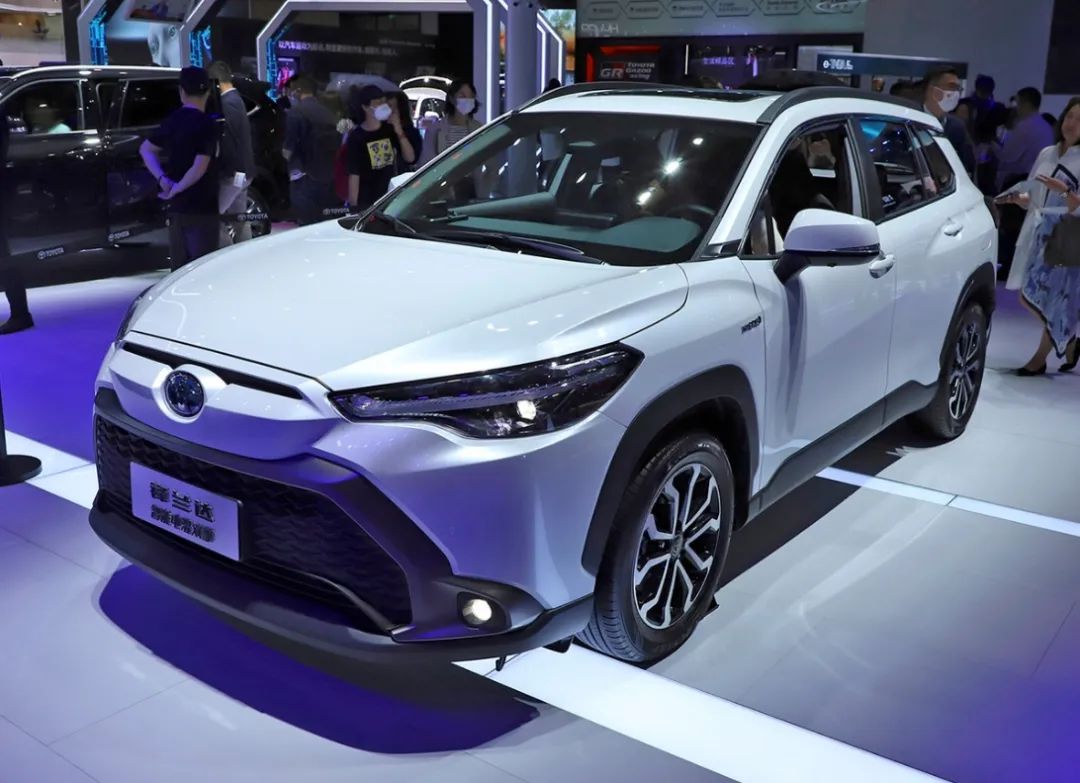 Toyota Compact SUV 3