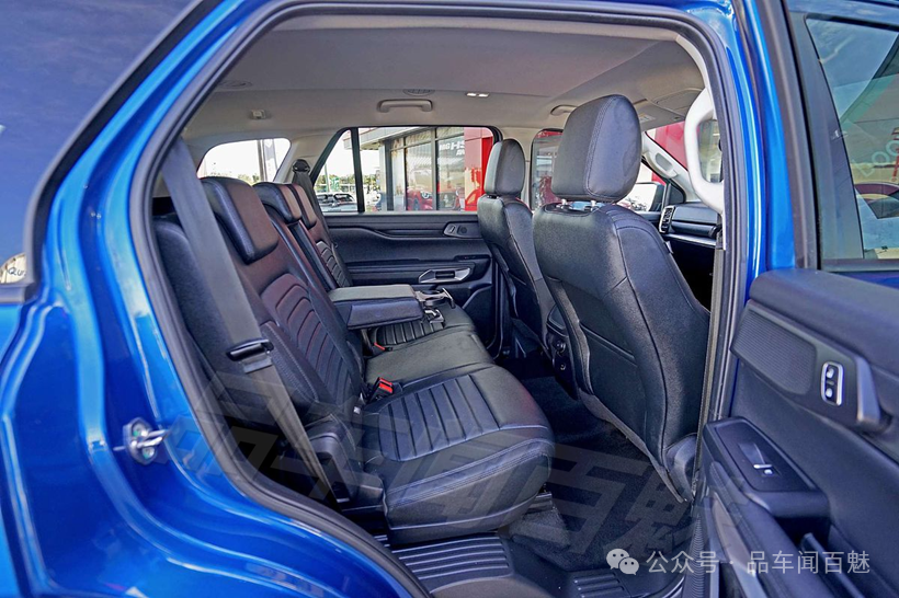 Ford Everest Interior