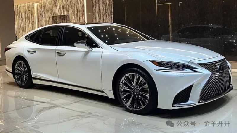 Lexus LS: Equipped with a V6 Naturally Aspirated Engine and a 12.3-Inch Display, Affordable for a Monthly Income of 3000