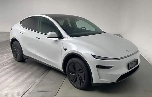 Is the New Model Y Worth Buying Compared to the Old Version? The Price Difference is Quite Significant!