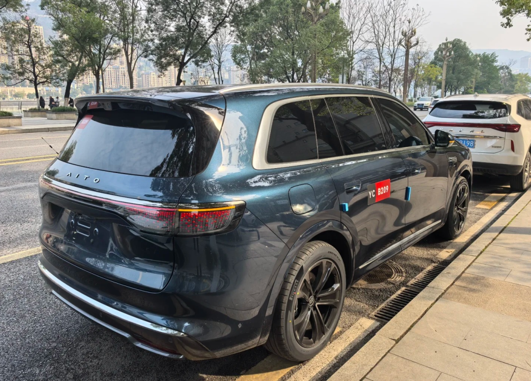 Wuling M8 Features