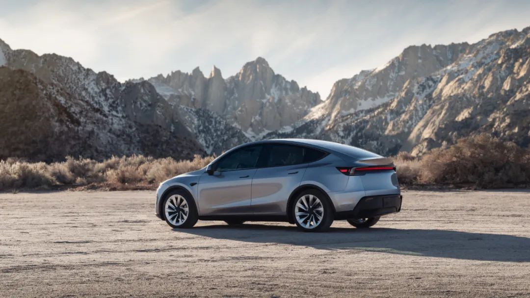 Interior of Tesla Model Y Refresh