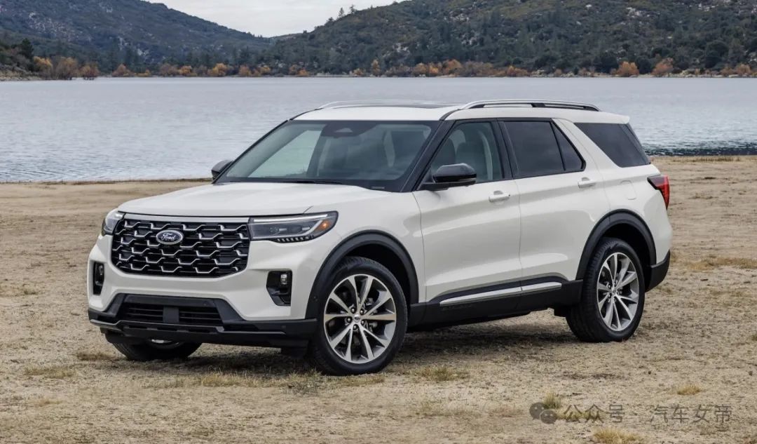 2025 Ford Explorer