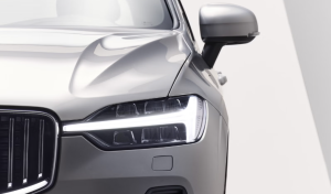 Volvo Stuns! XC60 Price Cut by 165,300, 2.0T + 250 HP, BMW X3 in a Panic