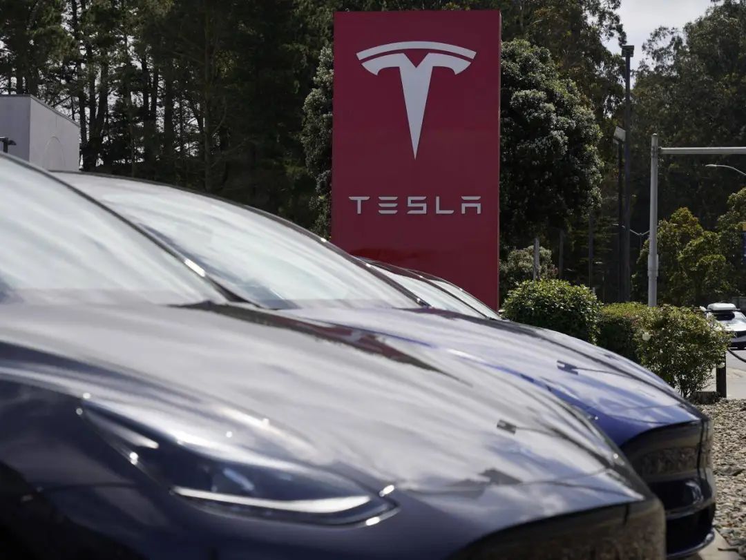 Why Tesla Faces Global Indifference with Plummeting Sales and Stock Prices