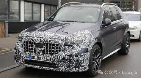 Mercedes-Benz GLE Spy Photo