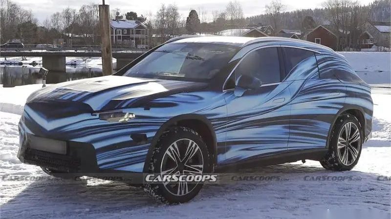 New Vehicle Release | Hidden Door Handles and Sleek Design: Spy Photos of Mercedes-Benz EQ GLC Surface, Featuring 800V Platform and Over 600 km Range