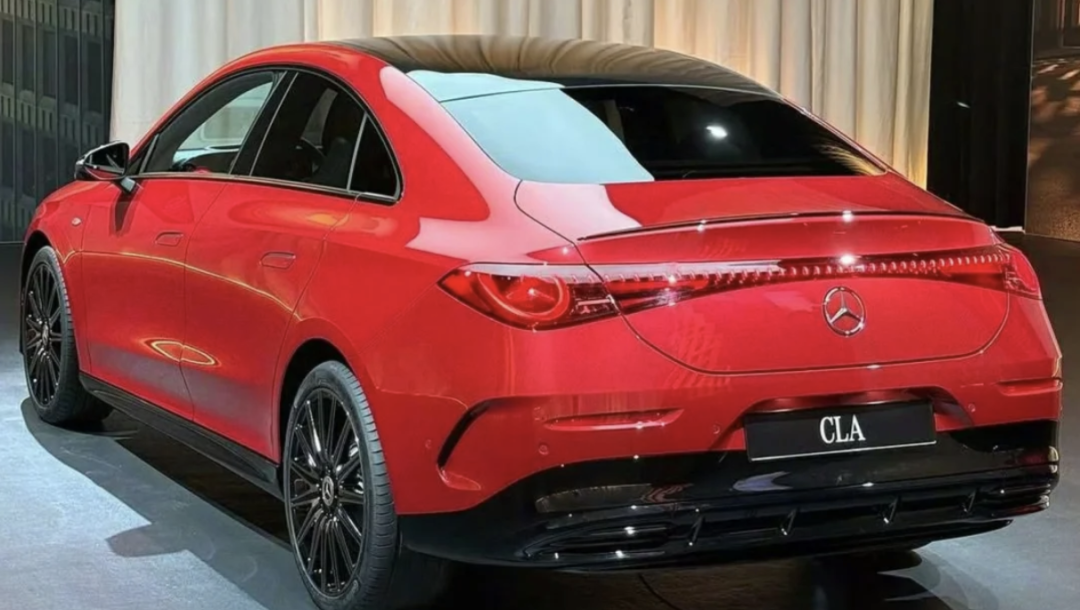 Mercedes-Benz CLA